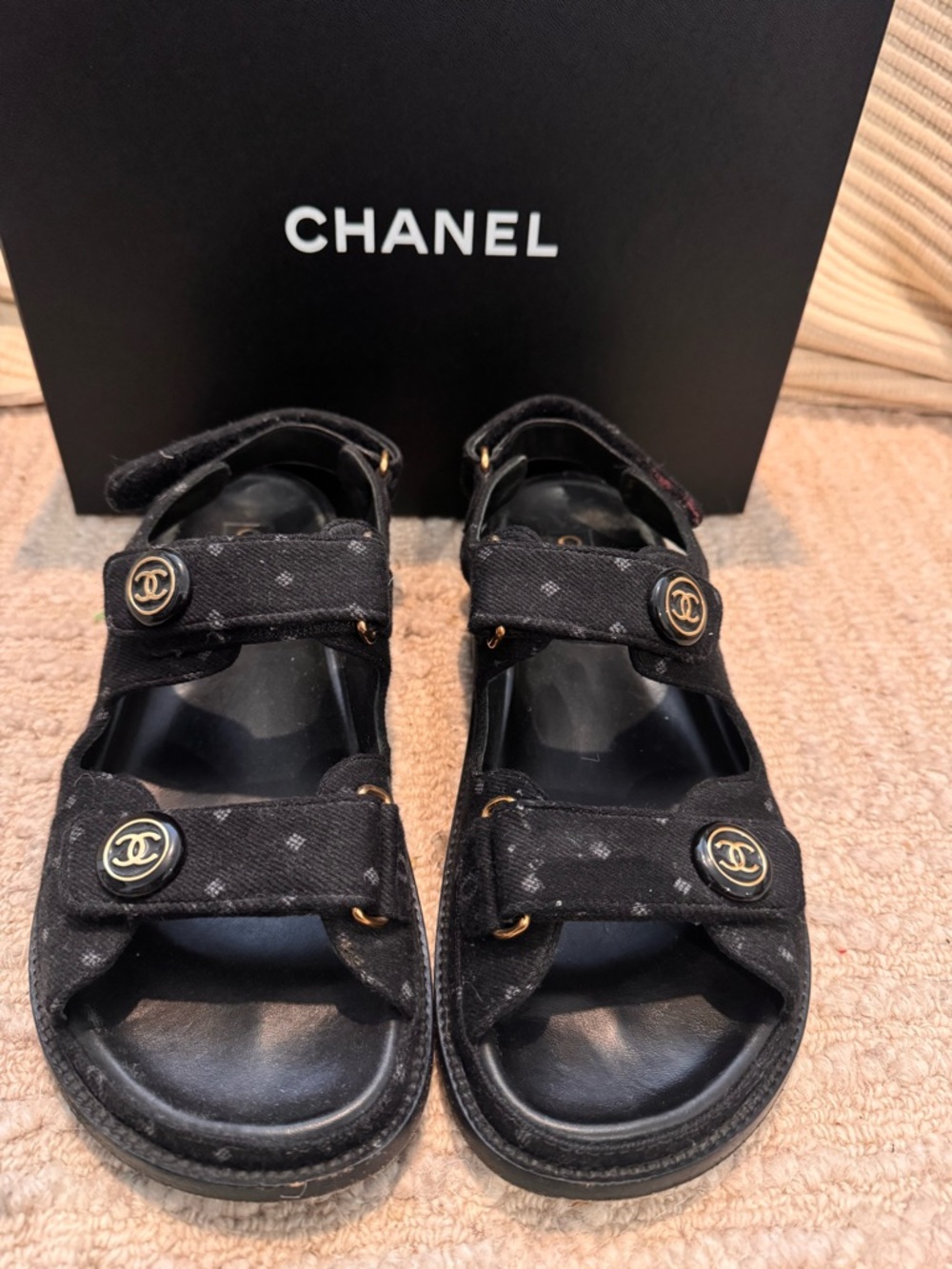 CHANEL dad sandal